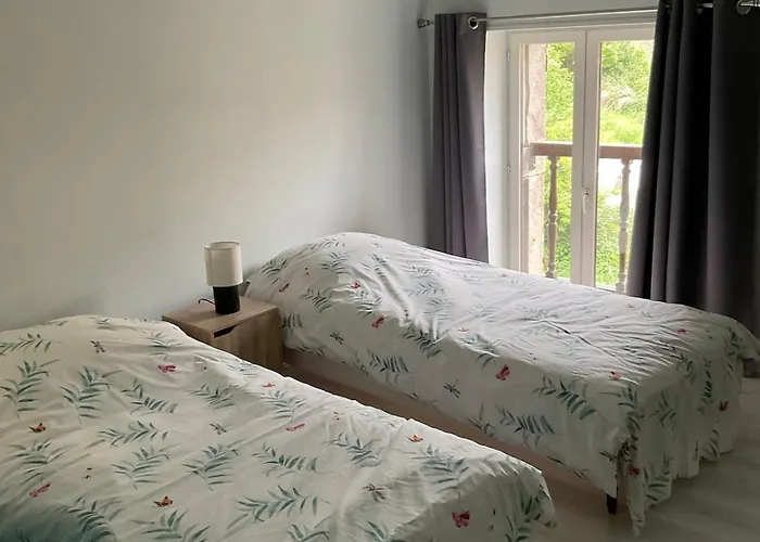 Chez Le Max Casa vacanze Serrières